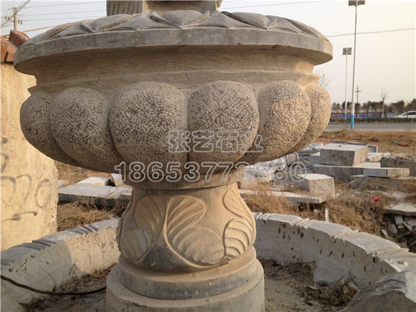 石雕花缽，石雕花盆