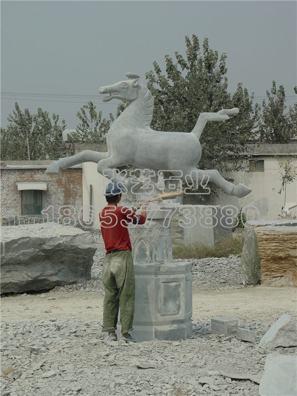 石雕動物飛馬踏燕