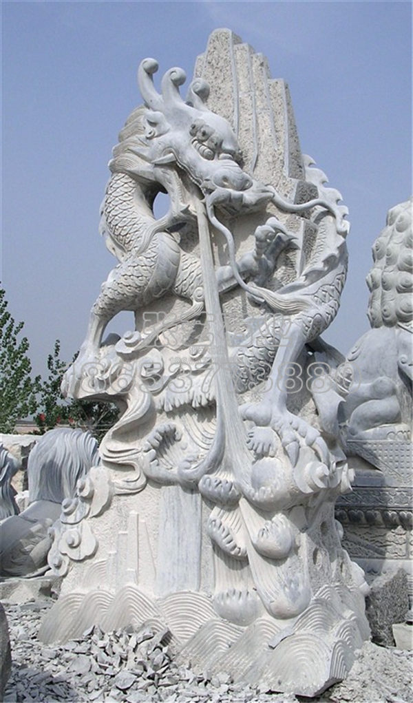 龍吐水石雕