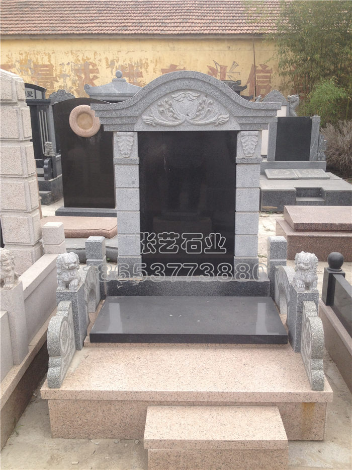 花崗巖石雕墓碑