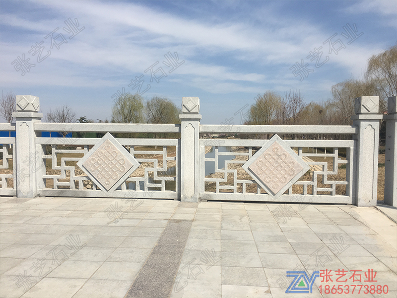 花崗巖鏤空石欄桿 