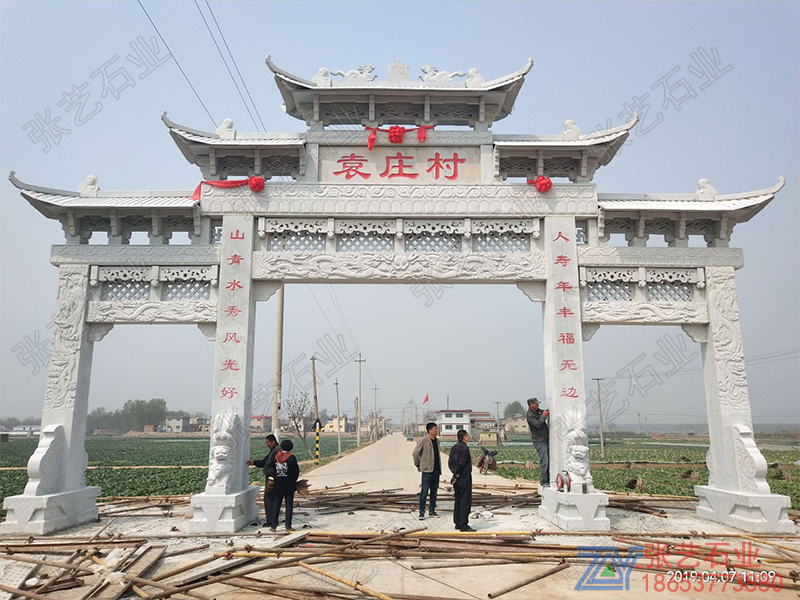 農村芝麻白石門樓-白麻石牌樓廠家