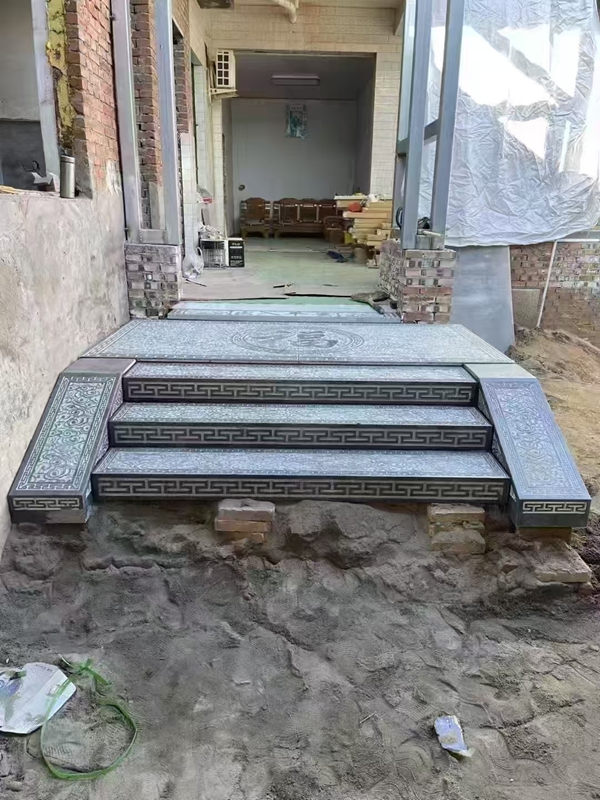 青石祥云紋踏步石臺階